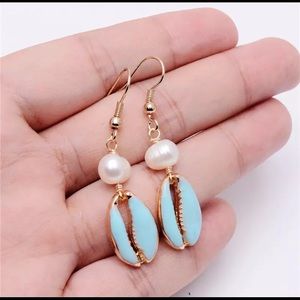 Beach Fashion Cowries shell pearl dangle earrings